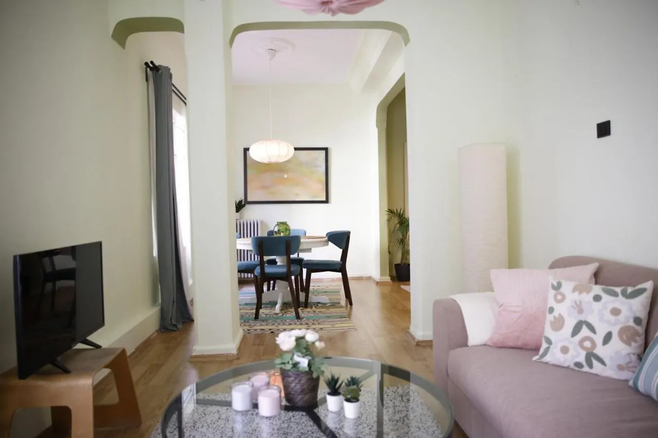Vibrant Flat With Excellent Location In Beyoglu Apartment Istanbul