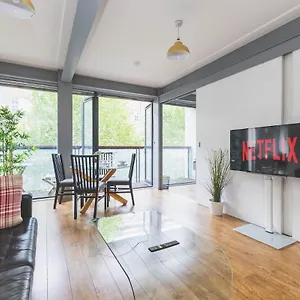 2bed Stratford With Easy Access To London, O2, Excel, Parking Nearby London